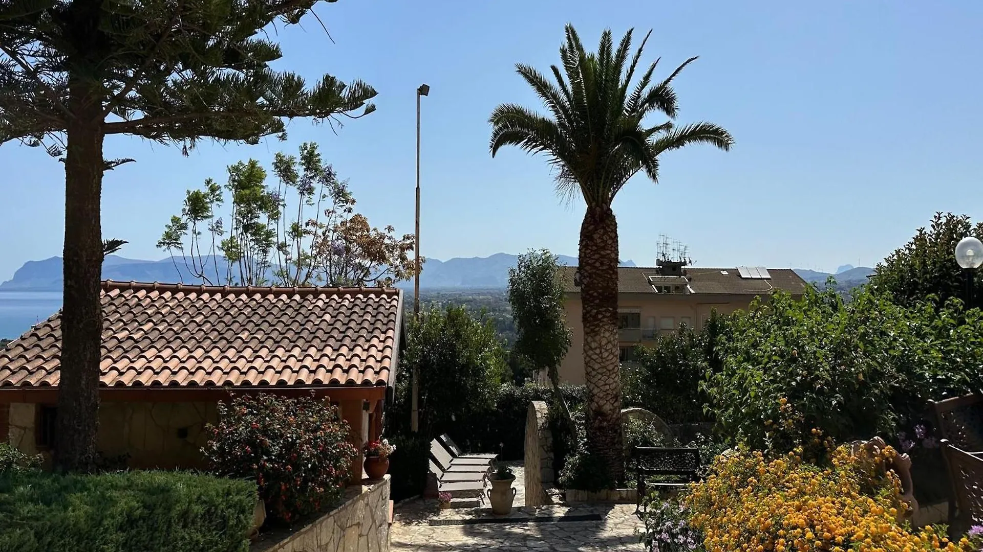 Villa Belvilla By Oyo Patrizia Bouganvillae Castellammare del Golfo